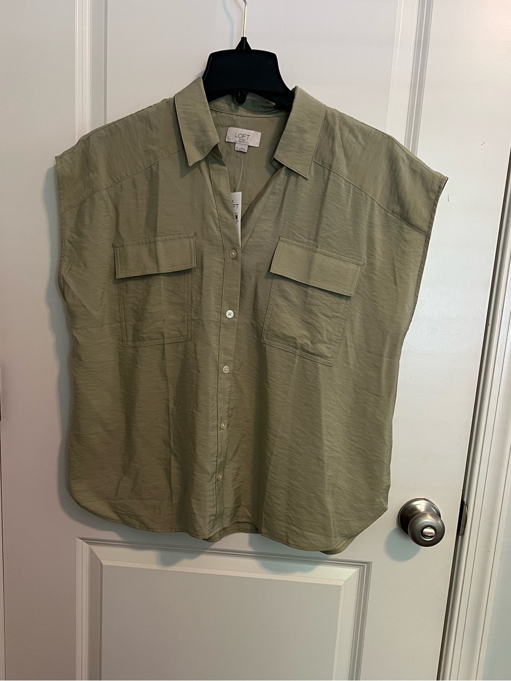 LOFT Olive Green Short-Sleeve Utility Shirt
